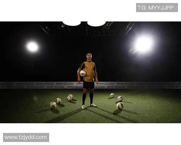 足球明星的妻子如同天使般美丽动人令人心醉神迷